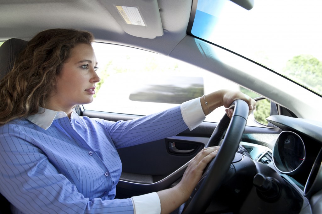 How to adjust a steering wheel