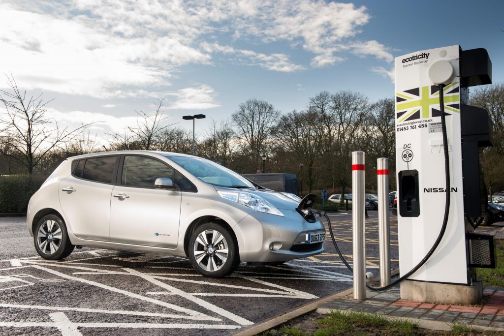 Electric car and PHEV drivers to face £5 charge to top up at motorways