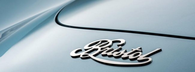 Are you a secret car spotter? Can you name all of these car badge logos? Try your hand at identifying all 20 of these car badge logos.