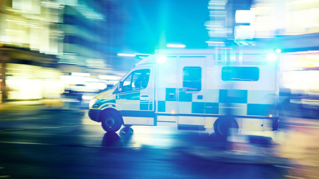 Five fails when letting an emergency vehicle pass: Driving in a bus lane
