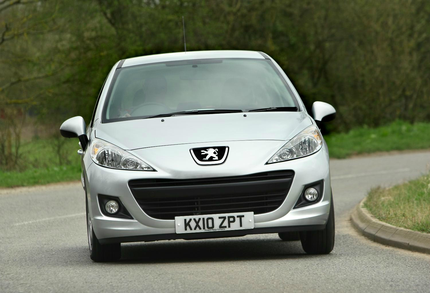 Peugeot 207 is most expensive small hatchback to service and repair