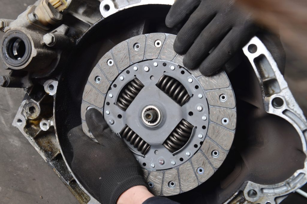 Expert advice what are the symptoms of clutch failure? Green Flag