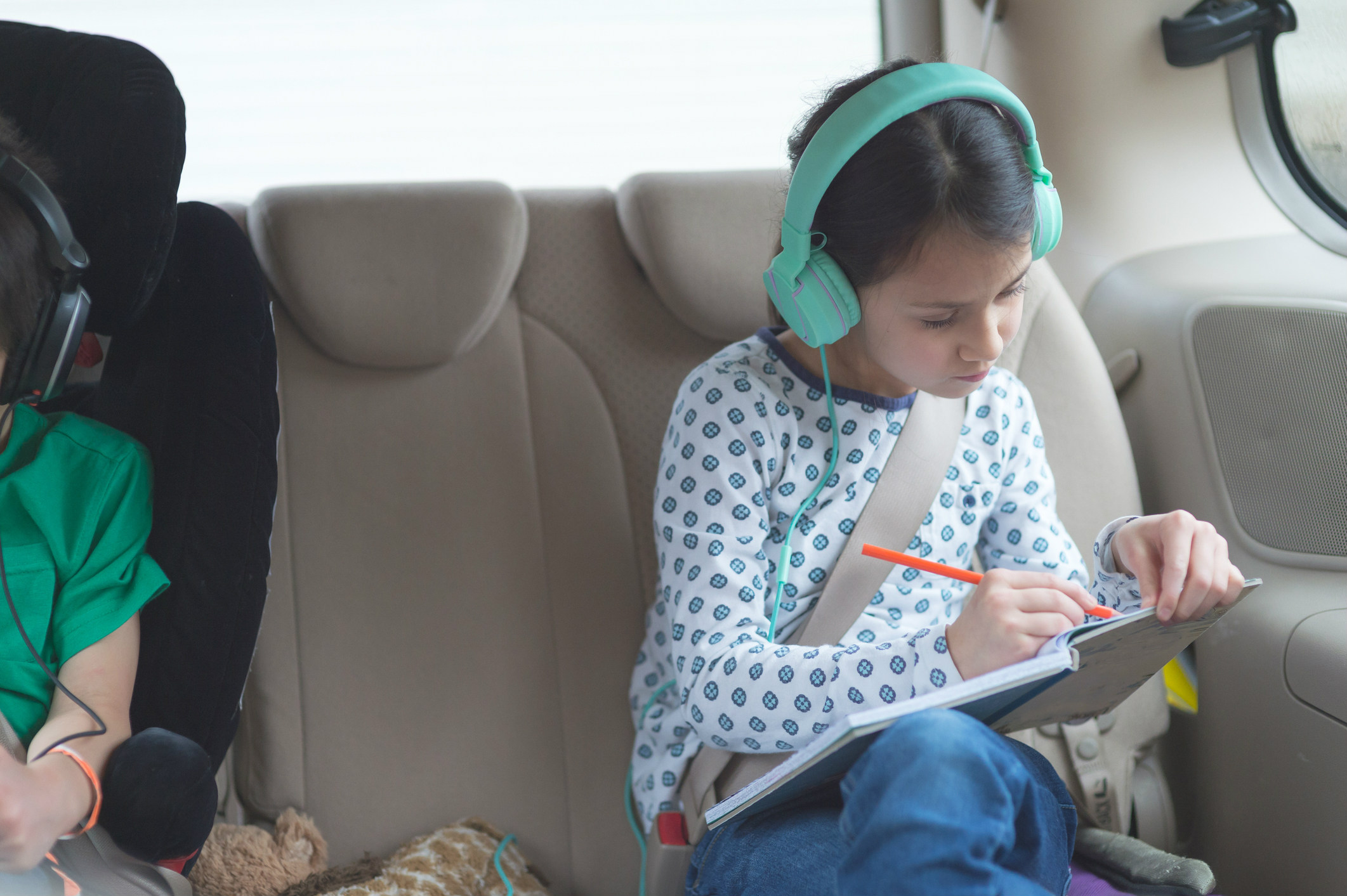 Are we there yet Helpful ways to keep kids entertained on a long car journey 4