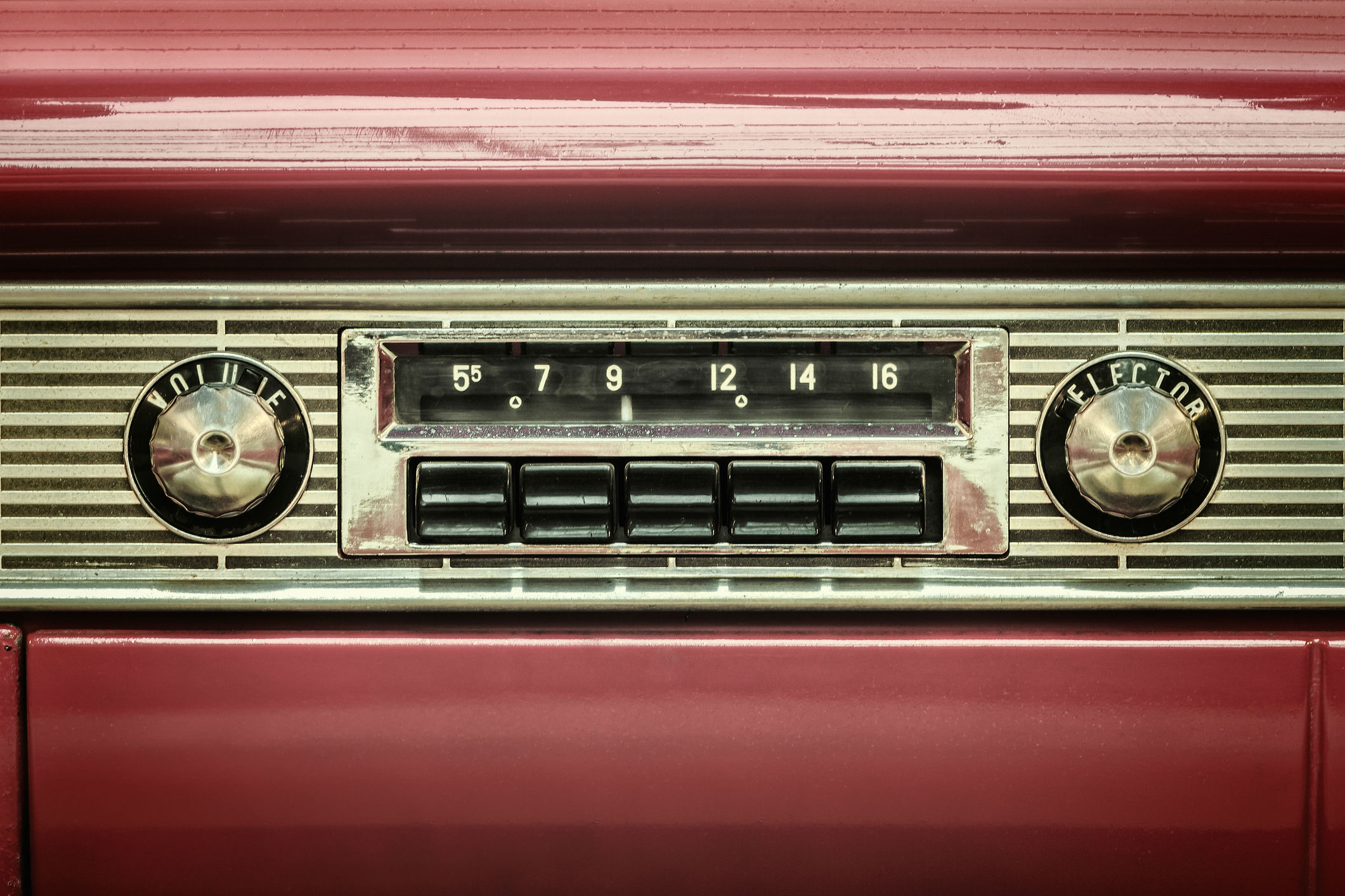 Tuned to perfection: how to upgrade an old car stereo to stream music