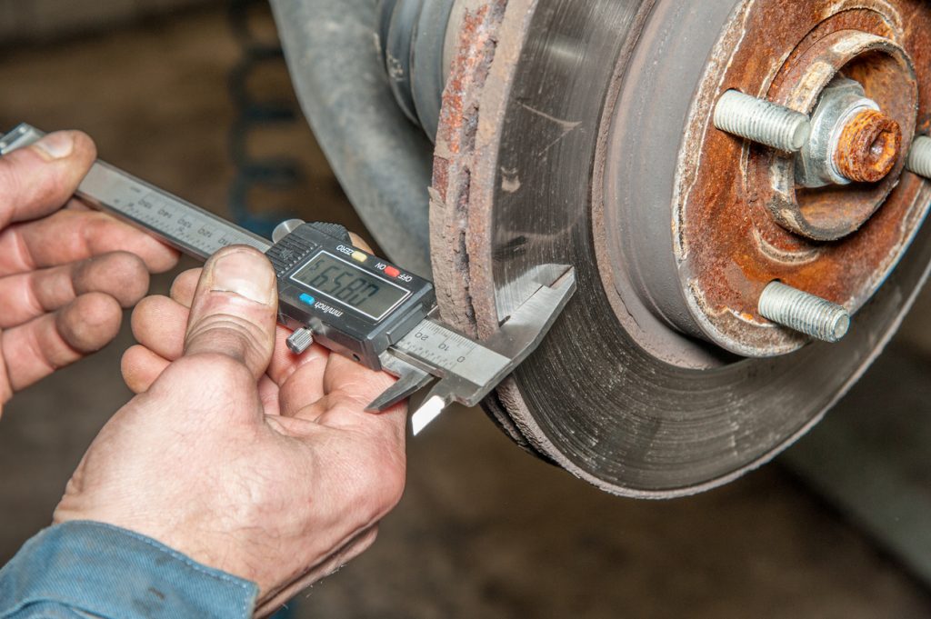 Expert advice how to know when your brake pads need replacing Green Flag