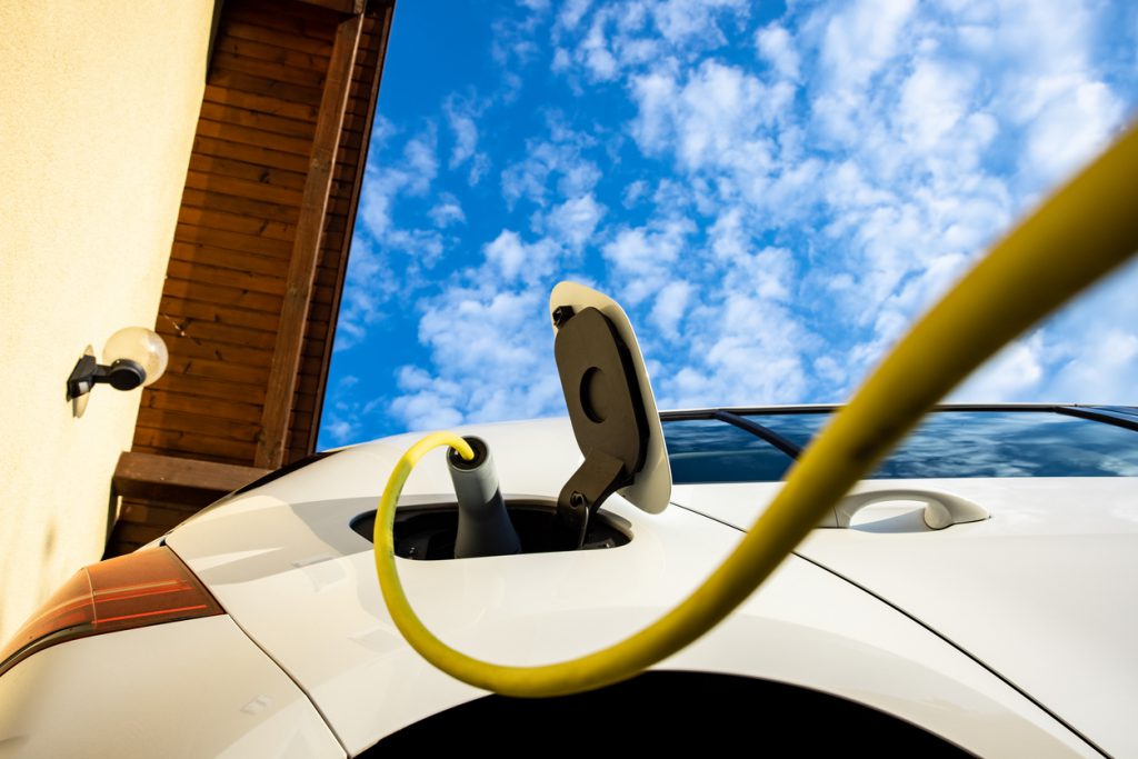 electric car mot passes